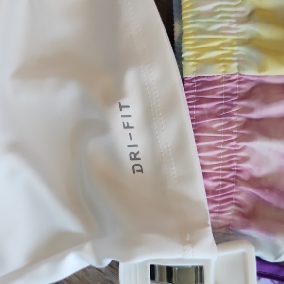 NWT 12 Nike outfit - Picture 4 of 5